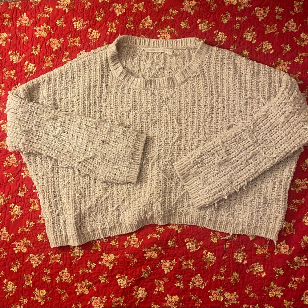 Chelsea & Violet Cropped Distressed Knit Sweater Cream Color, Size Extra Small